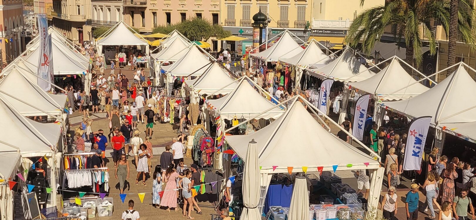 Braderie d'été de l'association des commerçants (ARCOR)