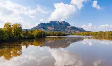 Le rocher du lac et ses légendes_Roquebrune-sur-Argens