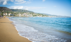 Journée Groupes Le Lavandou et Bormes Les mimosas, grain de sable et de mimosa