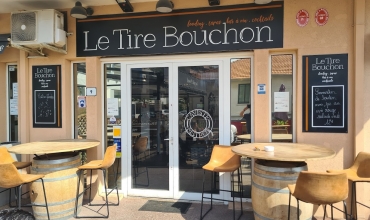 Le Tire Bouchon